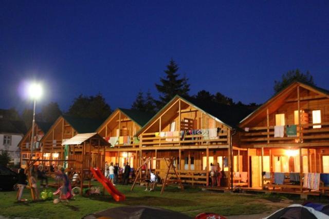 Mlodziezowy Domek Dla Grup Eldorado Mielno Centrum, 200M Od Morza Buitenkant foto
